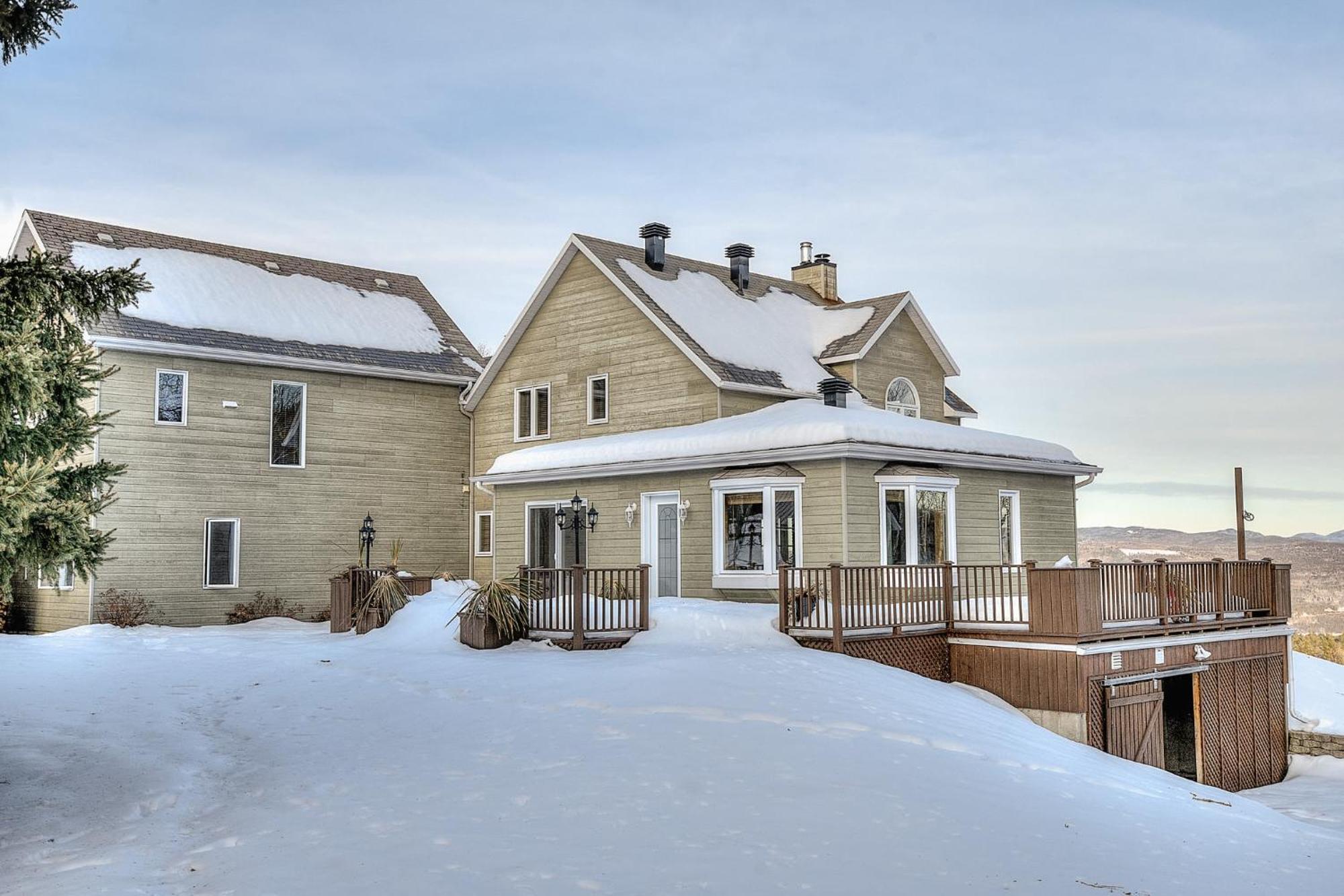 Вилла Gorgeous View 10 Min To Massif Hot Tub And Garage Бэ-Сен-Поль Экстерьер фото